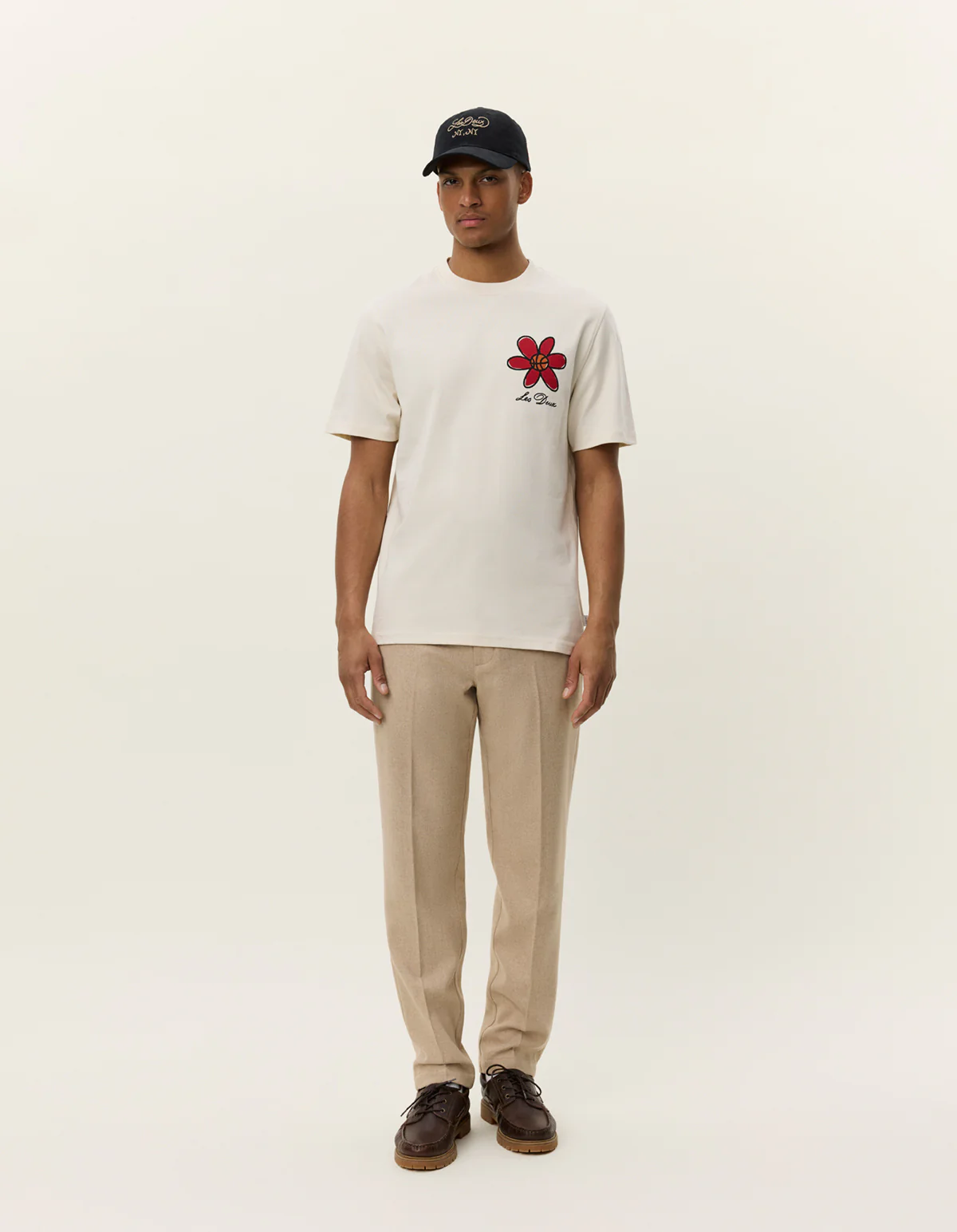 Les Deux Flower Basket Tee - Image 5