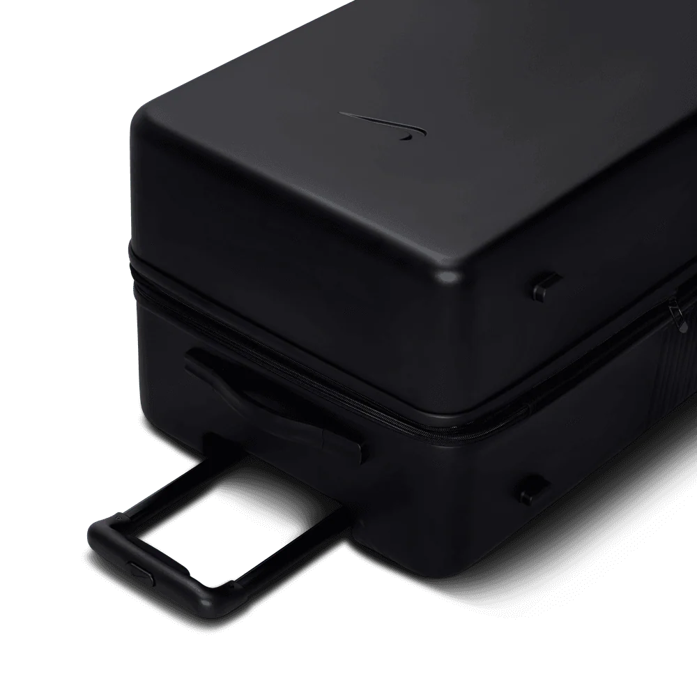 Nike 29 IN Hardshell Luggage - Image 7