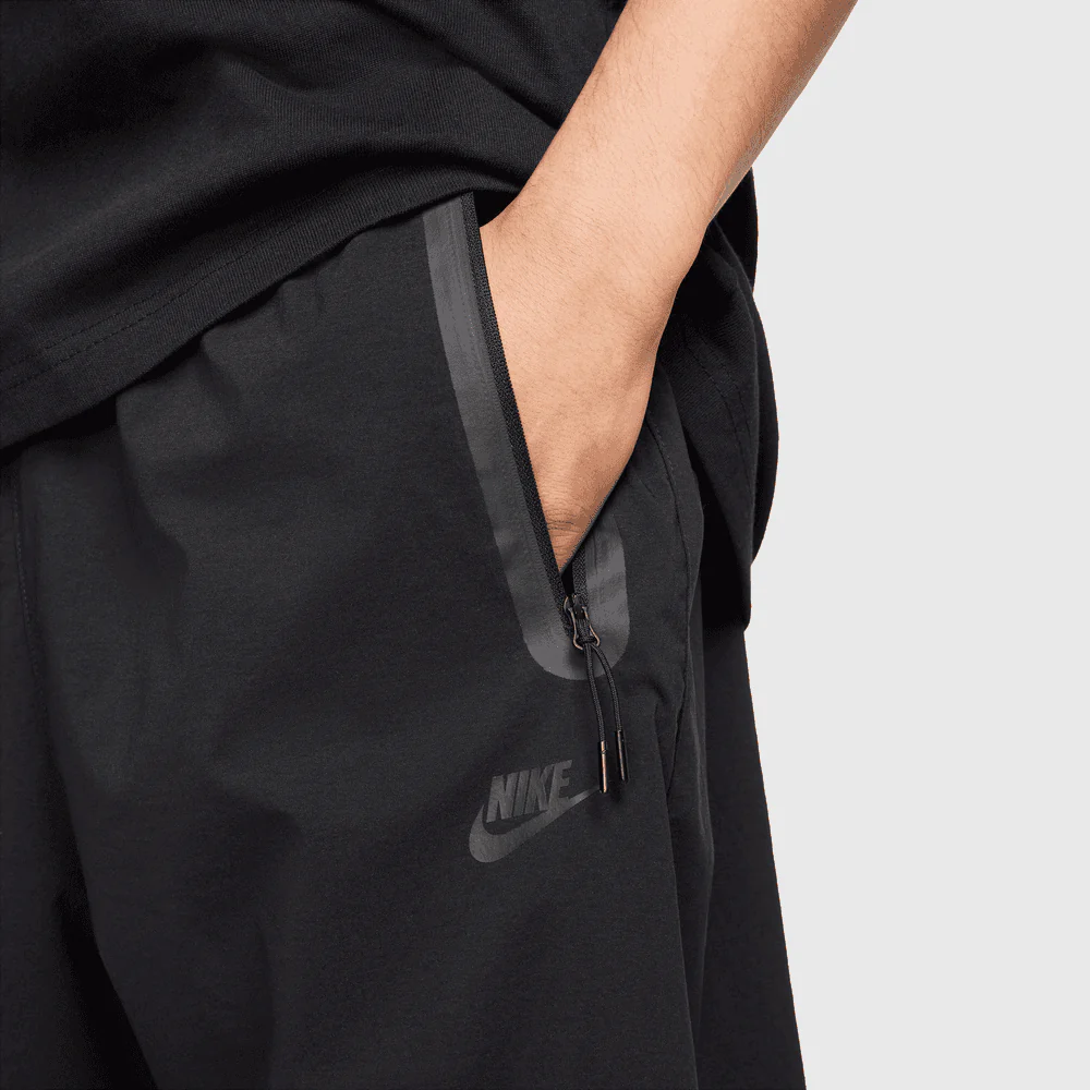 Nike Tech Woven Oversized Pant - Image 3