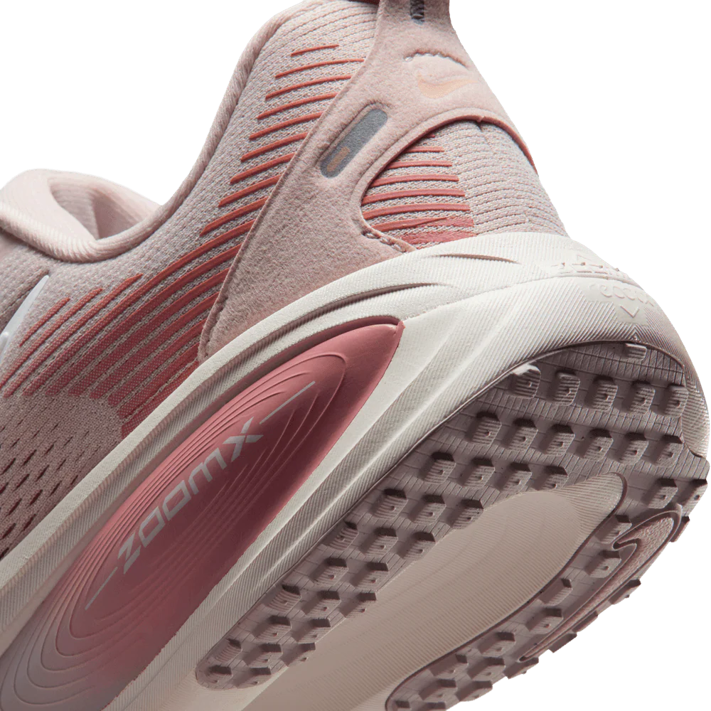 Nike Vomero 18 - Image 8