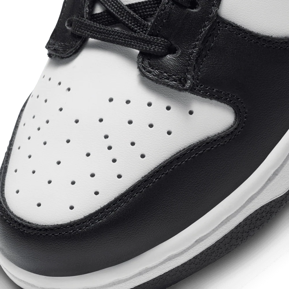 Wmns Nike Dunk Low - Image 8